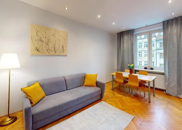 Апартаменты Zamieszkaj Na Samym Rynku *